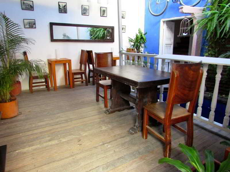 Casa Blue 3*